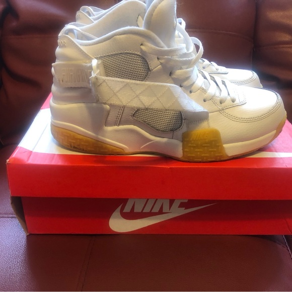 White Gum bottom Air Raid Nike - Picture 3 of 5